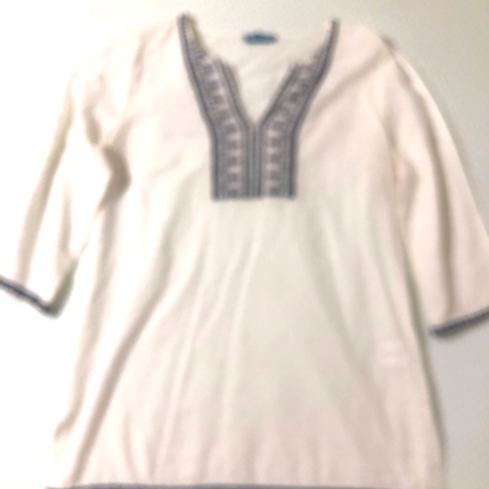 Linen cropped sleeve navy & white blouse